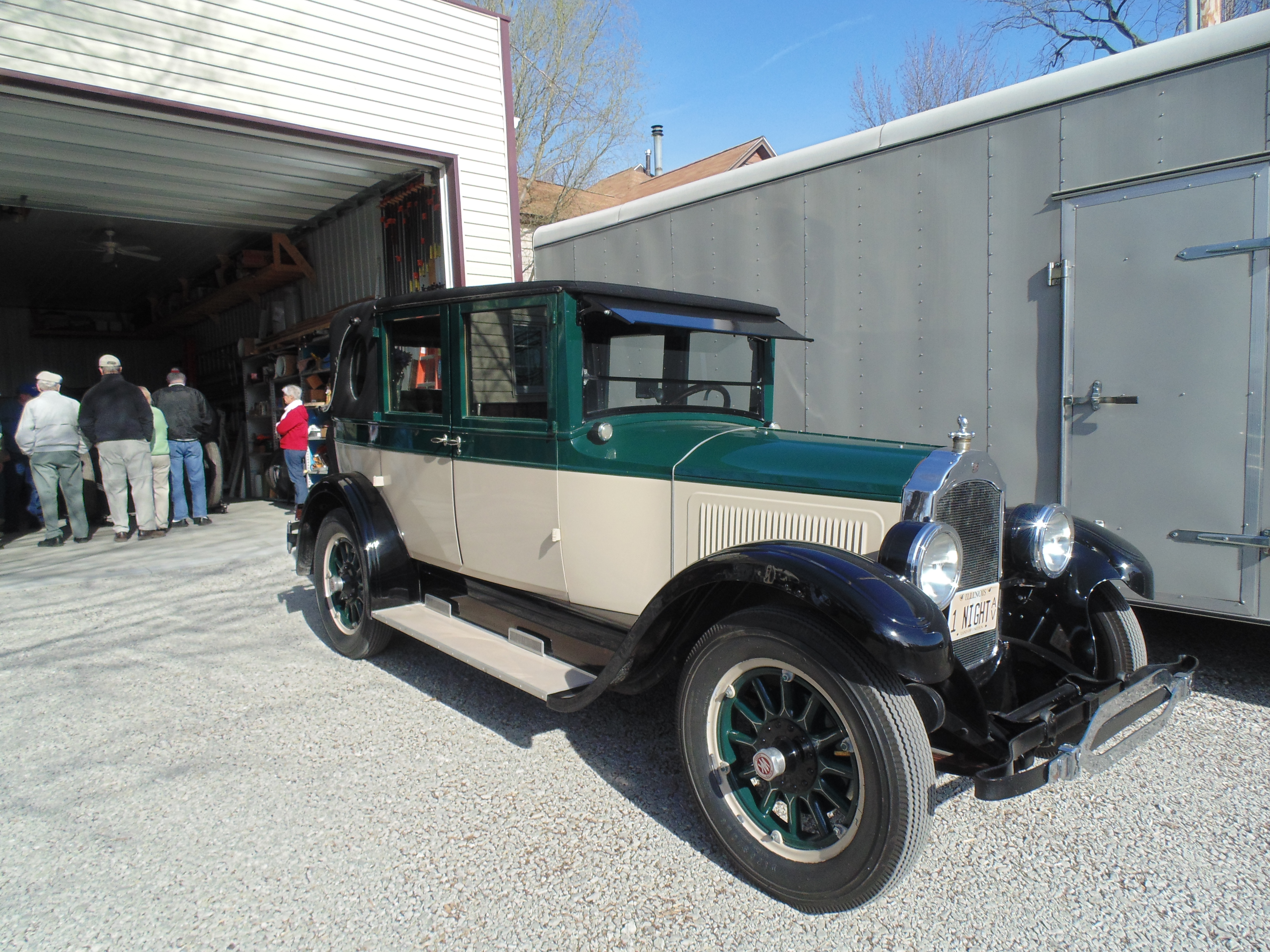 1925-Willys-Knight-Bruogham