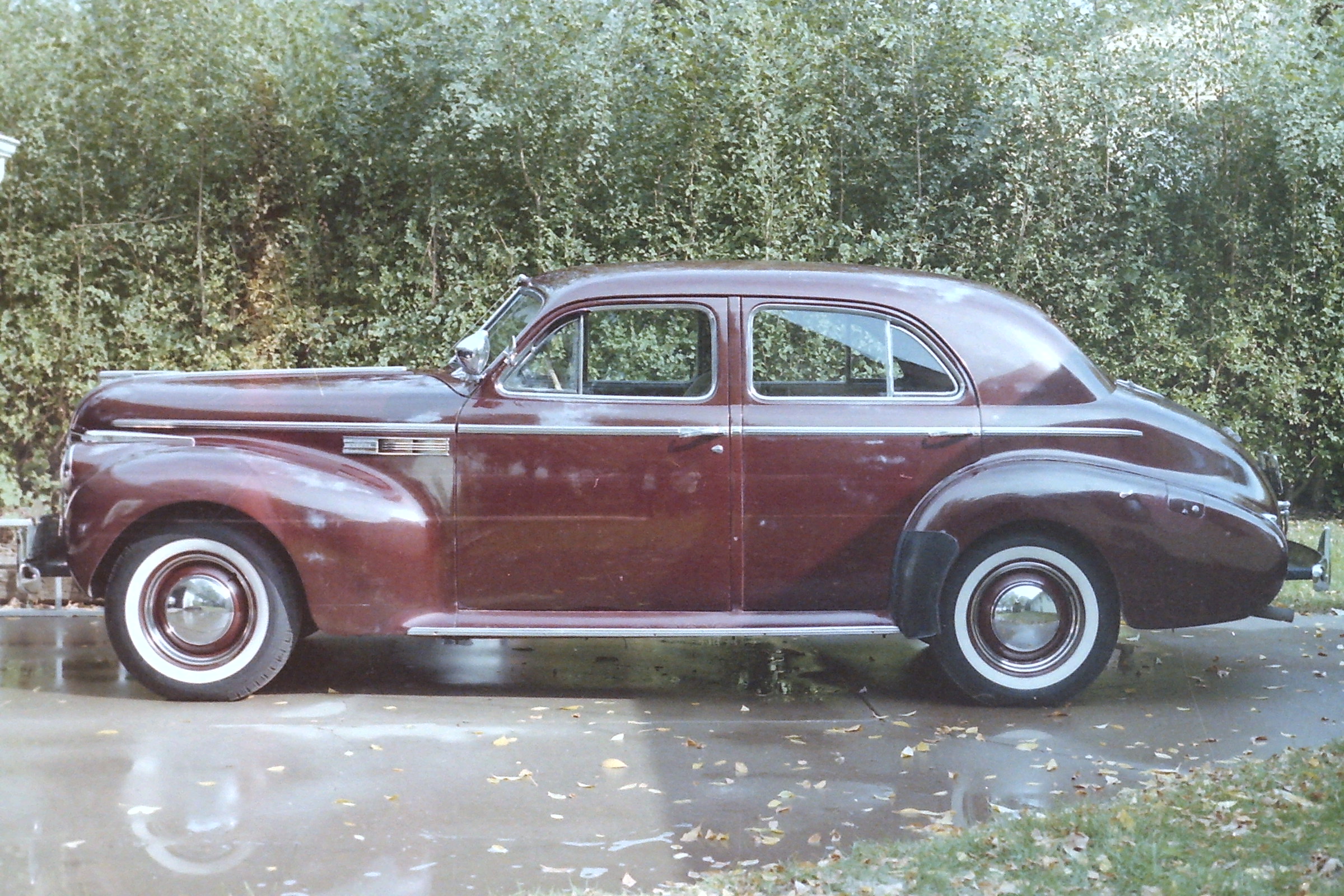 1940-Buick-Super-4dr