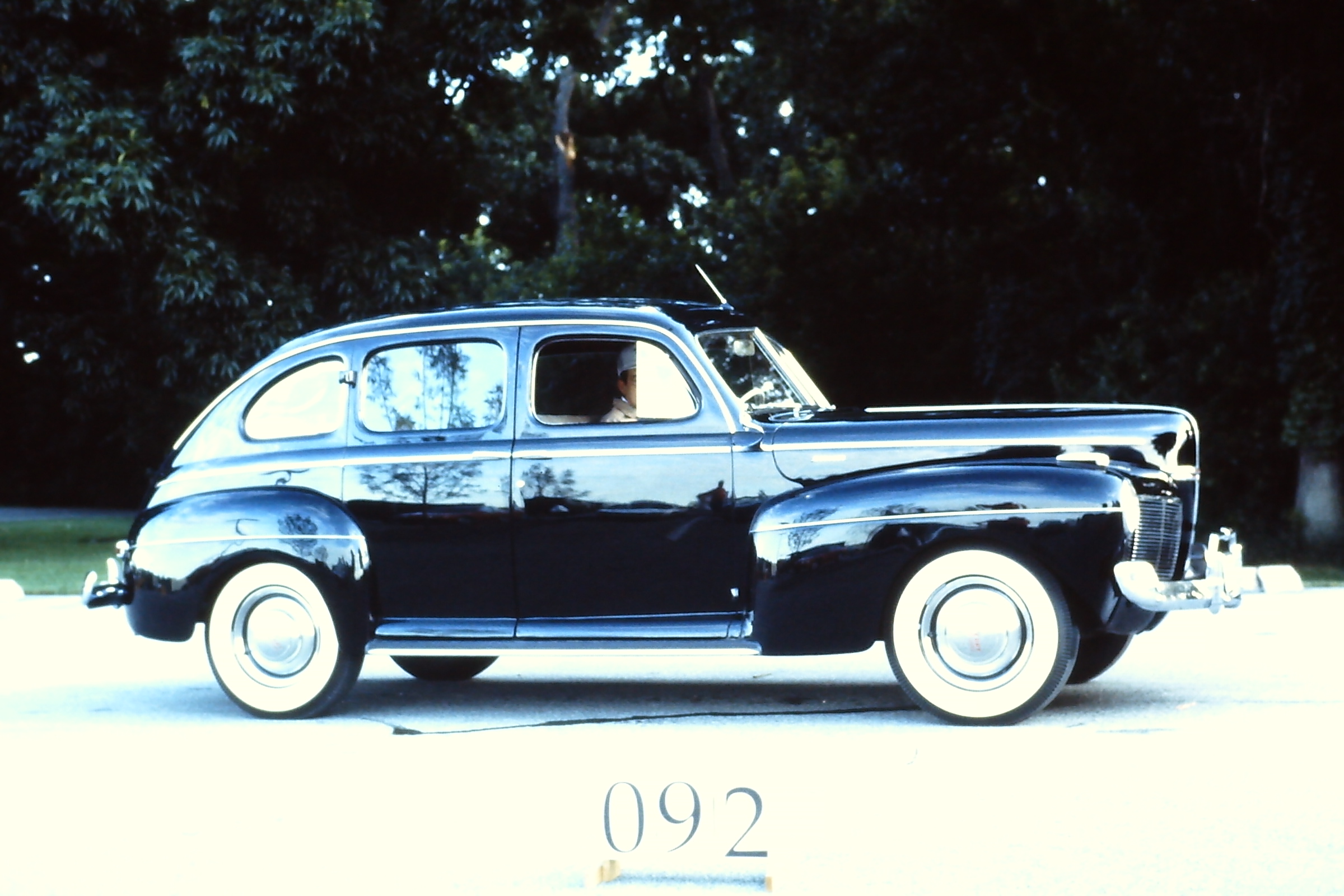 1941-Mercury-Town-Sedan
