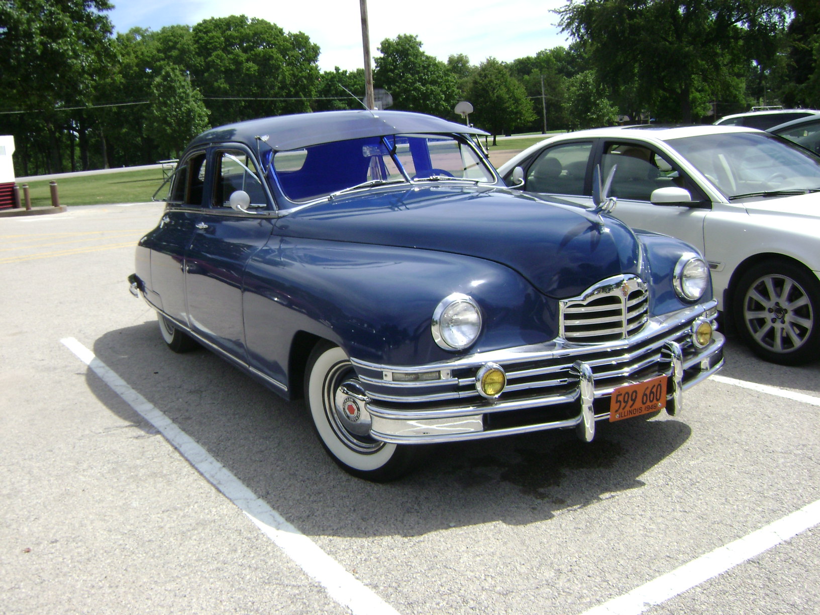 1948-Packard-Super-8-Sedan